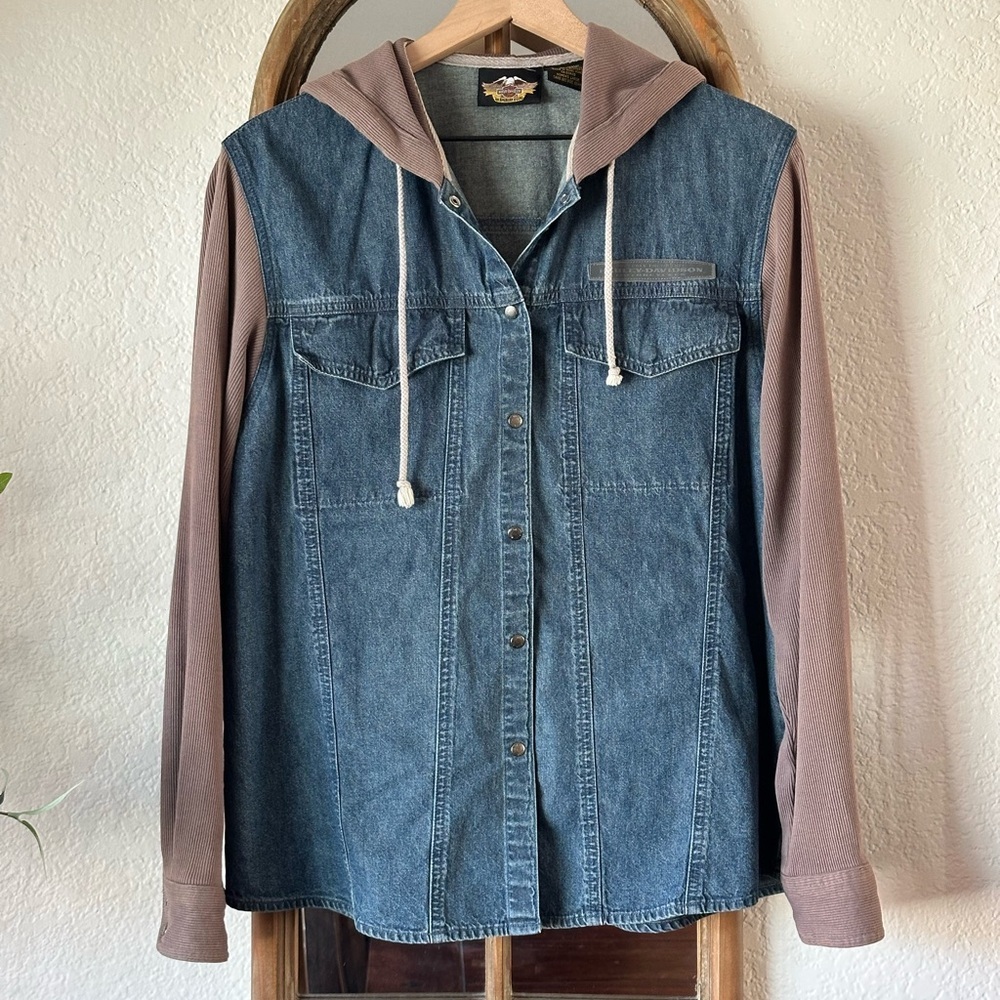 Harley-Davidson Denim Hoodie Shirt Jacket Women’s Large
Early 2000s Y2K